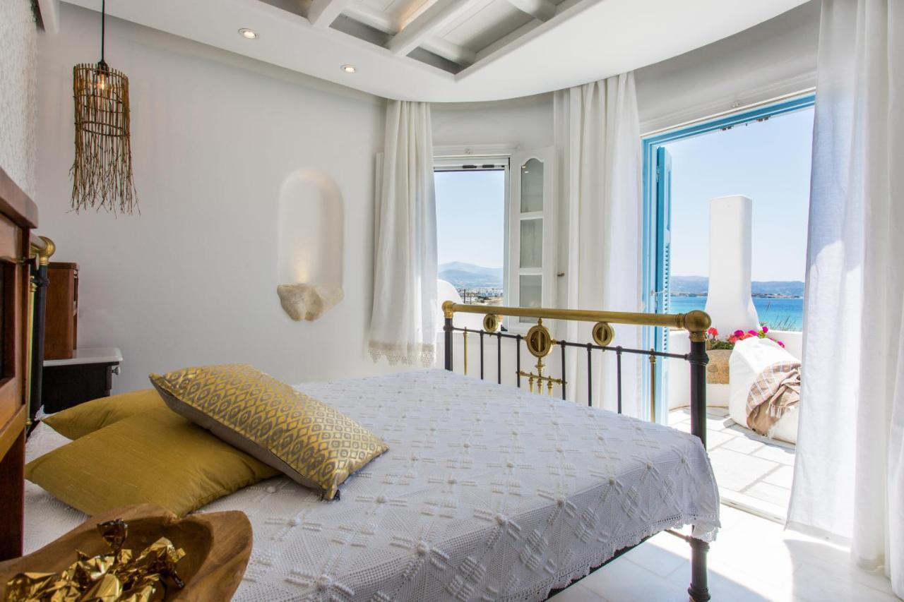 Naxian Riviera Exclusive Seafront Suites, Junior Suite Агиос-Прокопиос Экстерьер фото